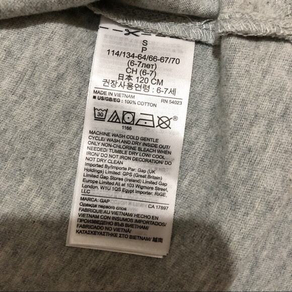 NWT Gap Size Small Gray Emoji Flip Sequin Tee Shirt - Picture 4 of 5